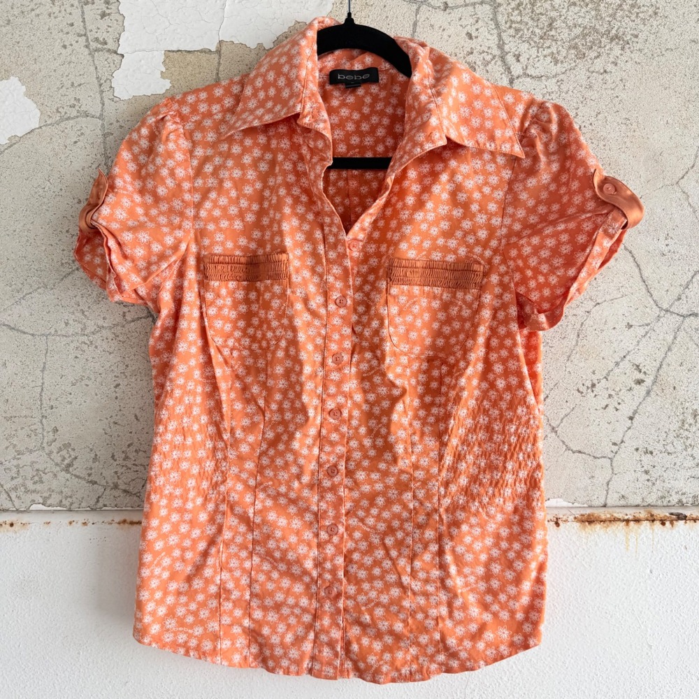 Y2K Bebe Top Ditsy Daisy Floral Blouse‎ Fitted Button Up 2000s Coquette Womens M